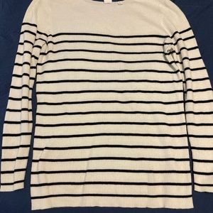 White striped gap sweater, medium